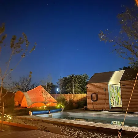 Lyxtält Amurg Glamping&pool