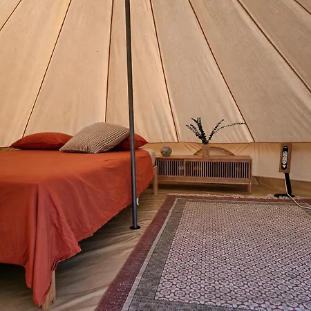 Lyxtält Amurg Glamping&pool *
